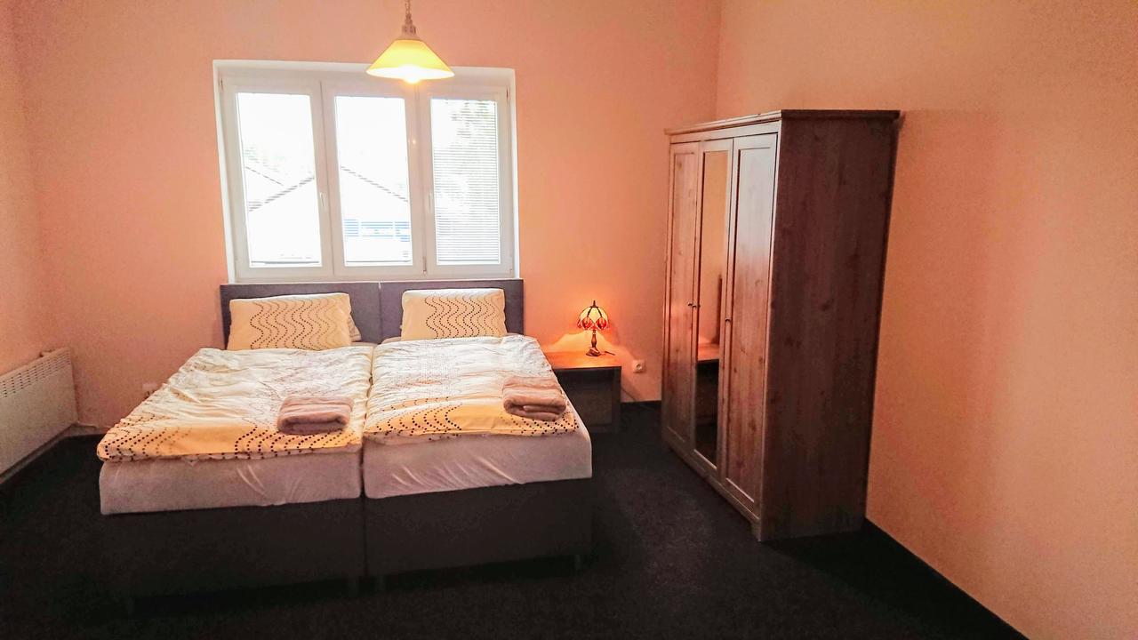 Apartmany - Na Stare Radnici - Karlovy Vary Ngoại thất bức ảnh
