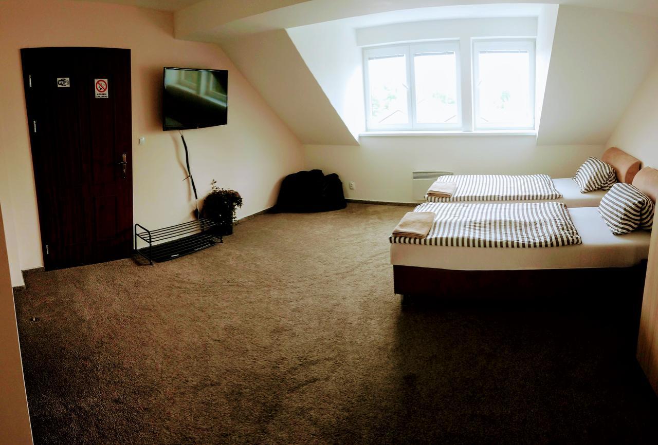 Apartmany - Na Stare Radnici - Karlovy Vary Ngoại thất bức ảnh